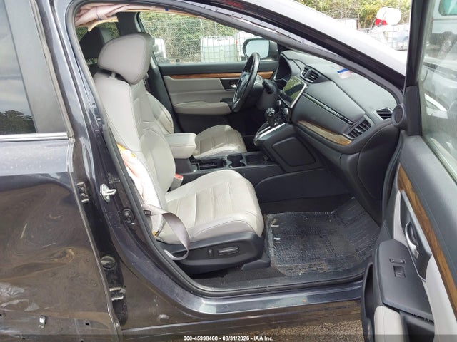 45998468 :رقم المزاد ، 2HKRW2H80HH611947 vin ، 2017 Honda Cr-v مزاد بيع