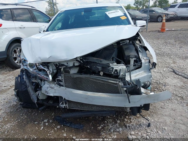 Продажа на аукционе авто 2014 Chevrolet Malibu 1lt, vin: 1G11C5SL2EF280260, номер лота: 45998581