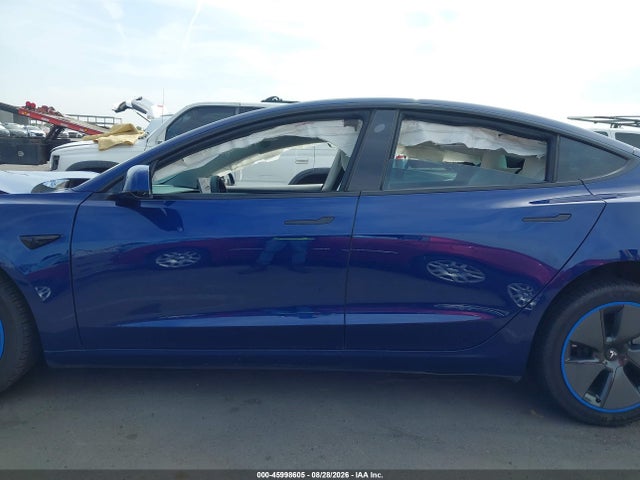 Tesla Model 3 Standard Range Plus Rear-wheel Drive 2021 5YJ3E1EA2MF028847 Image 13