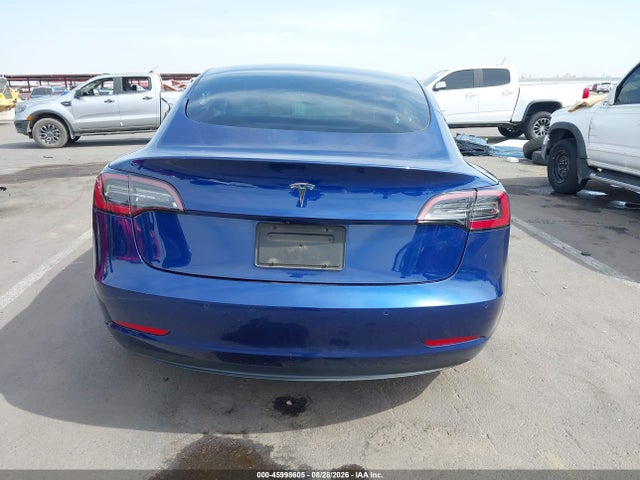 Tesla Model 3 Standard Range Plus Rear-wheel Drive 2021 5YJ3E1EA2MF028847 Image 15