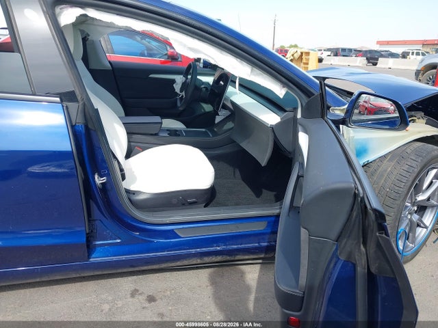 Tesla Model 3 Standard Range Plus Rear-wheel Drive 2021 5YJ3E1EA2MF028847 Image 5
