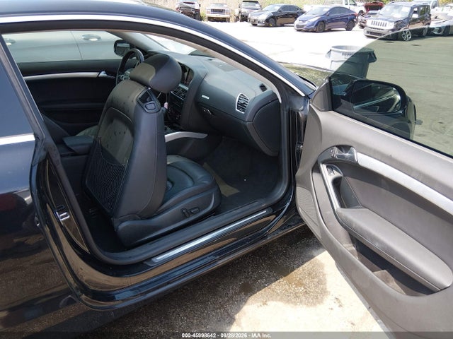 Продажа на аукционе авто 2012 Audi A5 2.0t Premium Plus, vin: WAULFAFR0CA004035, номер лота: 45998642
