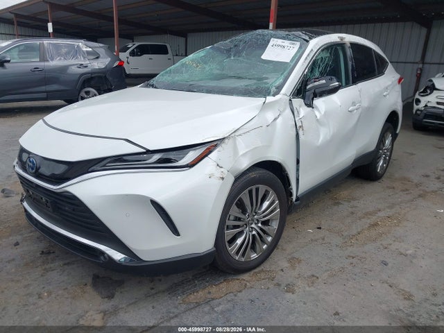 Toyota Venza Limited 2024 JTEAAAAH9RJ165768 Image 2