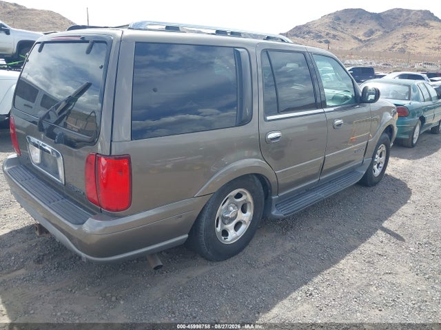 45998758 :رقم المزاد ، 5LMFU28R92LJ02050 vin ، 2002 Lincoln Navigator مزاد بيع