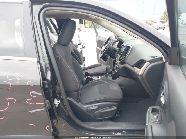 Jeep Cherokee Latitude 2015 1C4PJLCS6FW505976 Image 5