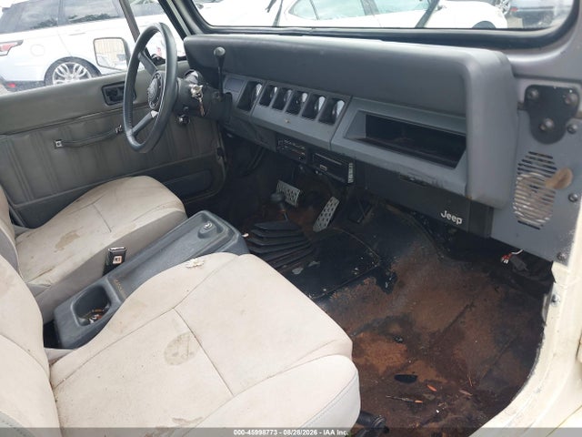 Продажа на аукционе авто 1988 Jeep Wrangler Laredo, vin: 2BCCZ8143JB511268, номер лота: 45998773
