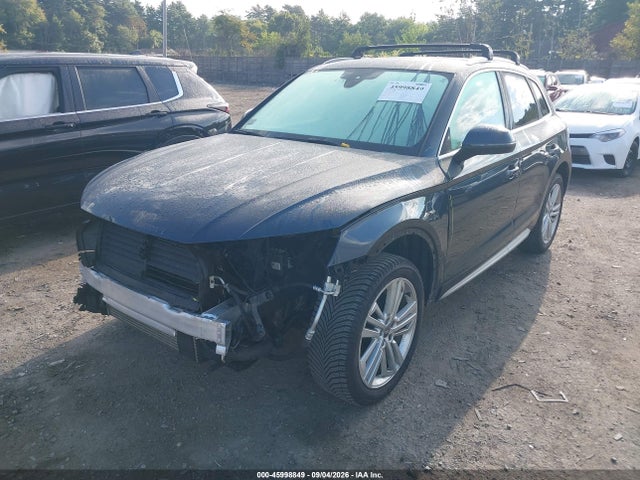 45998849 :رقم المزاد ، WA1BNAFY1J2111069 vin ، 2018 Audi Q5 2.0t Premium/2.0t Tech Premium مزاد بيع