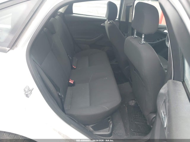 Ford FOCUS SE 2015 1FADP3F25FL202630 Image 8