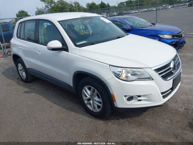 Auction sale of the 2011 Volkswagen Tiguan S, vin: WVGAV7AX2BW505561, lot number: 45998865