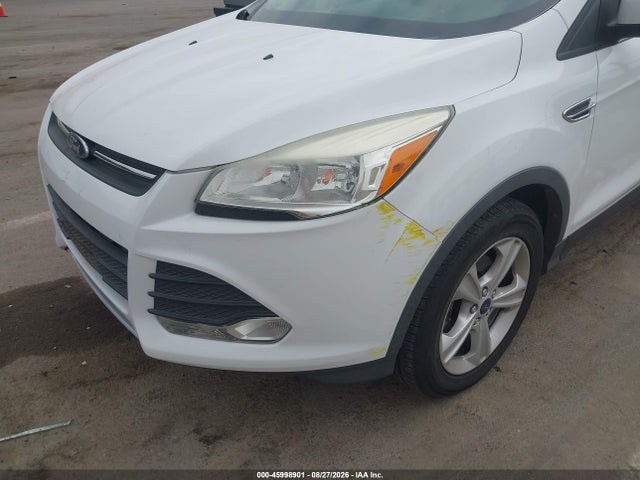 1FMCU0GX9EUC68822 Ford ESCAPE SE