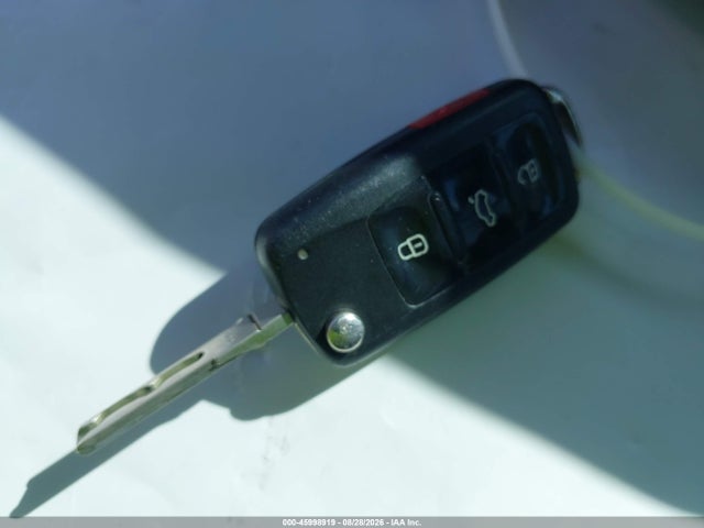 WVGAV3AX0EW546428 Volkswagen Tiguan R-line