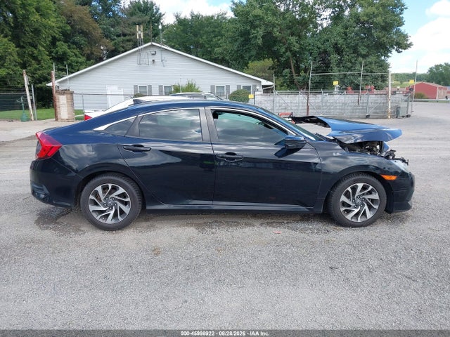 Aukcja sprzedaży 2018 Honda Civic Ex, vin: 19XFC2F75JE032002, numer aukcji: 45998922