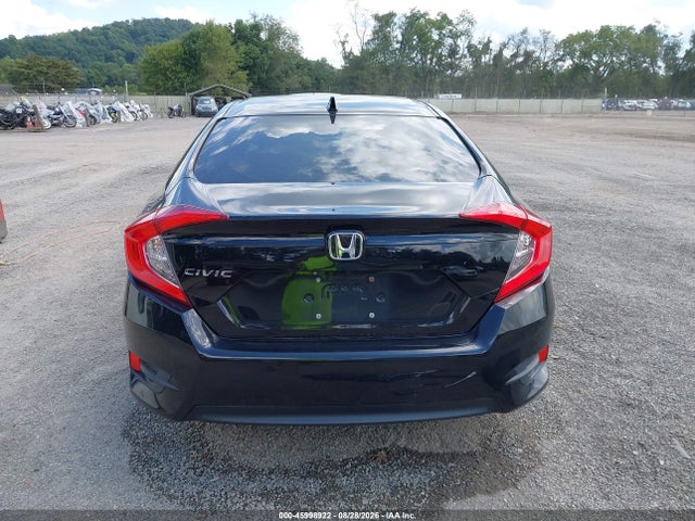 Aukcja sprzedaży 2018 Honda Civic Ex, vin: 19XFC2F75JE032002, numer aukcji: 45998922