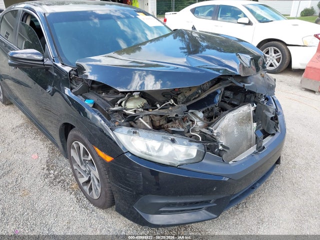 Aukcja sprzedaży 2018 Honda Civic Ex, vin: 19XFC2F75JE032002, numer aukcji: 45998922