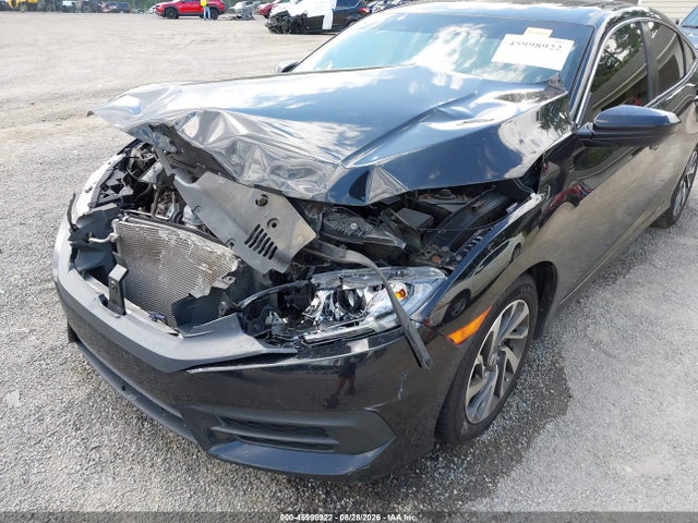 Aukcja sprzedaży 2018 Honda Civic Ex, vin: 19XFC2F75JE032002, numer aukcji: 45998922