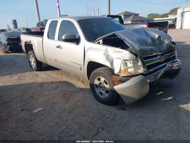 Продажа на аукционе авто 2007 Chevrolet Silverado 1500 Lt1, vin: 2GCEK19J271631736, номер лота: 45998967
