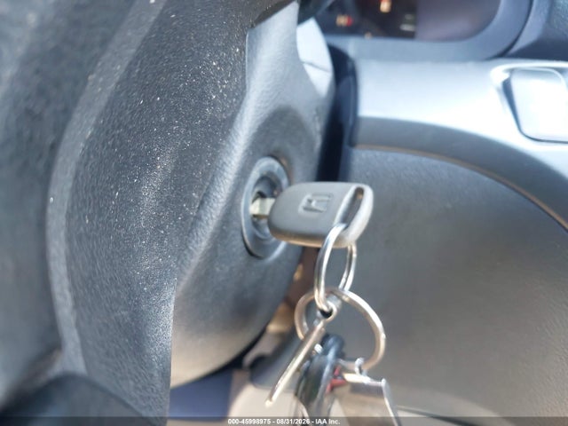 45998975 :رقم المزاد ، 5FNRL38605B415711 vin ، 2005 Honda Odyssey Ex-l مزاد بيع