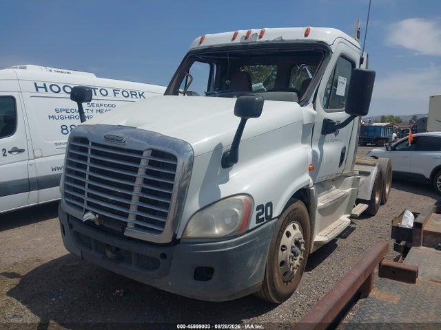 Продажа на аукционе авто 2018 Freightliner Cascadia 125, vin: 3AKJGEDR1JDJX4330, номер лота: 45999003