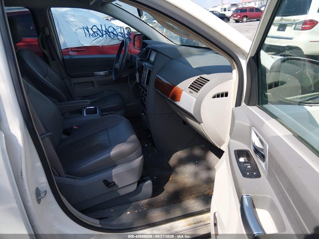 45999009 :رقم المزاد ، 2A8HR54PX8R729825 vin ، 2008 Chrysler Town & Country Touring مزاد بيع