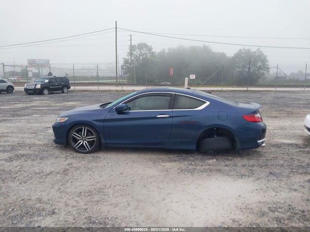Honda Accord Touring 2016 1HGCT2B07GA005389 Image 14