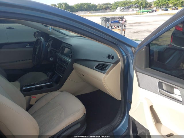 2017 Hyundai Sonata Se მანქანა იყიდება აუქციონზე, vin: 5NPE24AF4HH565960, აუქციონის ნომერი: 45999053