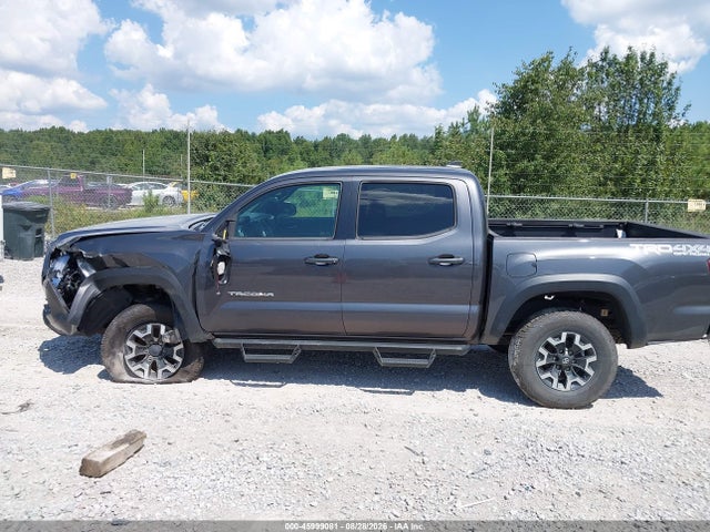 5TFCZ5AN6JX139472 Toyota Tacoma Trd Off Road