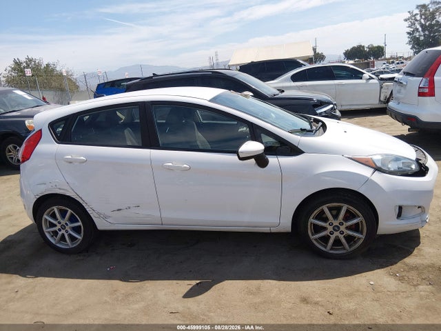 Ford FIESTA SE 2019 3FADP4EJ7KM138047 Image 12