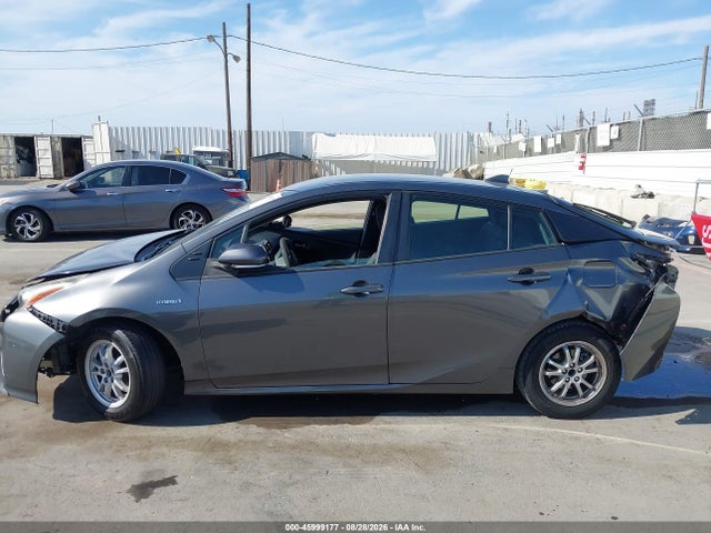 Продаж на аукціоні авто 2017 Toyota Prius Two, vin: JTDKBRFU1H3031513, номер лоту: 45999177