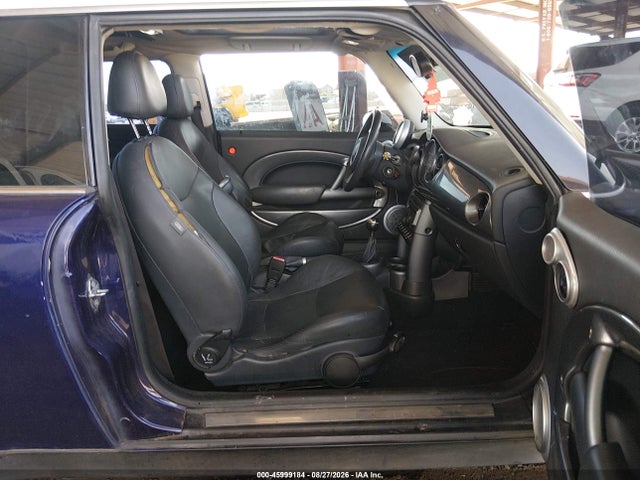 Продажа на аукционе авто 2006 Mini Cooper, vin: WMWRC33506TK64752, номер лота: 45999184