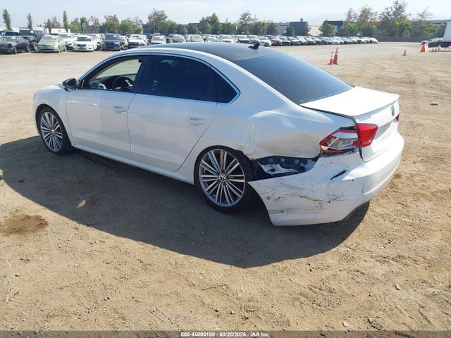 1VWBT7A31FC037306 Volkswagen Passat 1.8t Sport