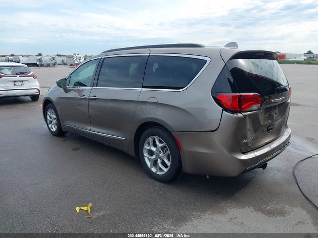Aukcja sprzedaży 2017 Chrysler Pacifica Touring-l, vin: 2C4RC1BG6HR756738, numer aukcji: 45999192