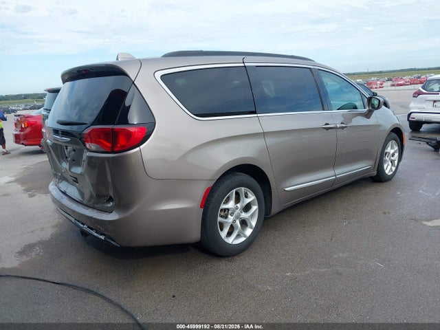 Aukcja sprzedaży 2017 Chrysler Pacifica Touring-l, vin: 2C4RC1BG6HR756738, numer aukcji: 45999192