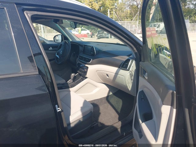 Продаж на аукціоні авто 2019 Hyundai Tucson Value, vin: KM8J33A49KU024884, номер лоту: 45999218
