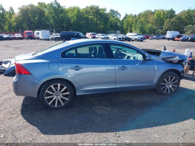 2018 Volvo S60 Inscription T5 მანქანა იყიდება აუქციონზე, vin: LYV402TKXJB172292, აუქციონის ნომერი: 45999342