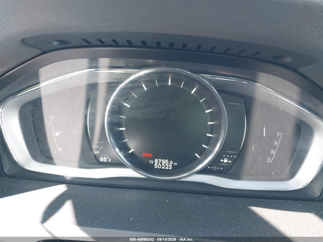 2018 Volvo S60 Inscription T5 მანქანა იყიდება აუქციონზე, vin: LYV402TKXJB172292, აუქციონის ნომერი: 45999342