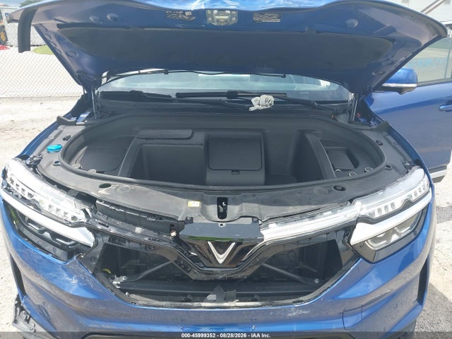 Продажа на аукционе авто 2024 Vinfast Vf 8 Plus, vin: RLLV1AFA5RH004512, номер лота: 45999352