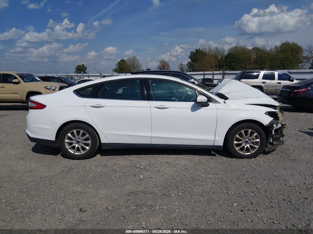 Продаж на аукціоні авто 2016 Ford Fusion S, vin: 3FA6P0G7XGR269258, номер лоту: 45999371