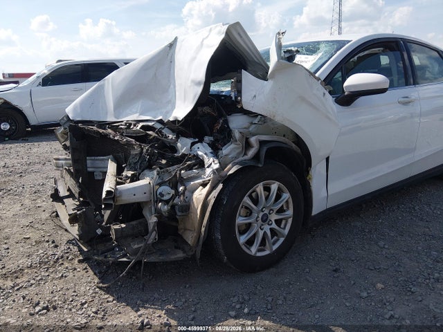 Продаж на аукціоні авто 2016 Ford Fusion S, vin: 3FA6P0G7XGR269258, номер лоту: 45999371
