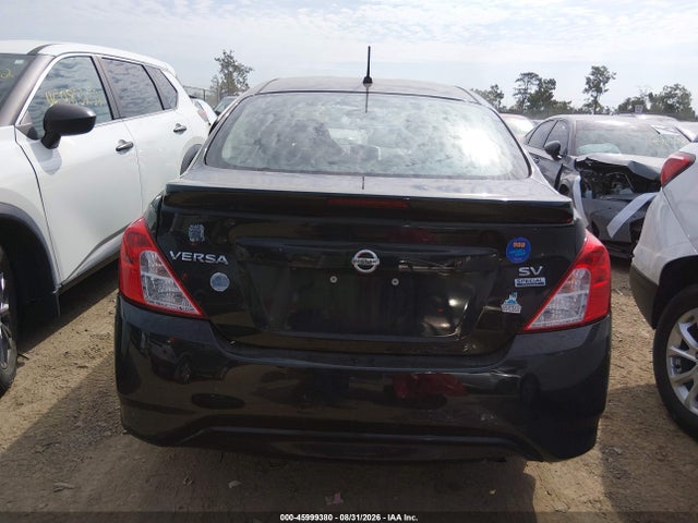 45999380 :رقم المزاد ، 3N1CN7AP0JL881759 vin ، 2018 Nissan Versa 1.6 Sv مزاد بيع