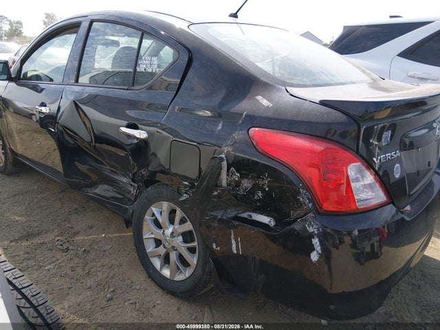 45999380 :رقم المزاد ، 3N1CN7AP0JL881759 vin ، 2018 Nissan Versa 1.6 Sv مزاد بيع