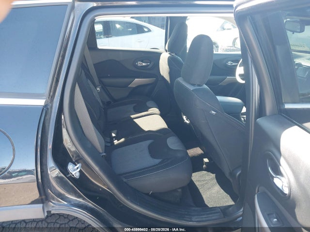 Jeep Cherokee Latitude 4x4 2018 1C4PJMCB9JD528579 Image 8