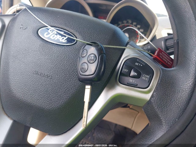 2013 Ford Fiesta Se მანქანა იყიდება აუქციონზე, vin: 3FADP4BJ2DM223787, აუქციონის ნომერი: 45999401