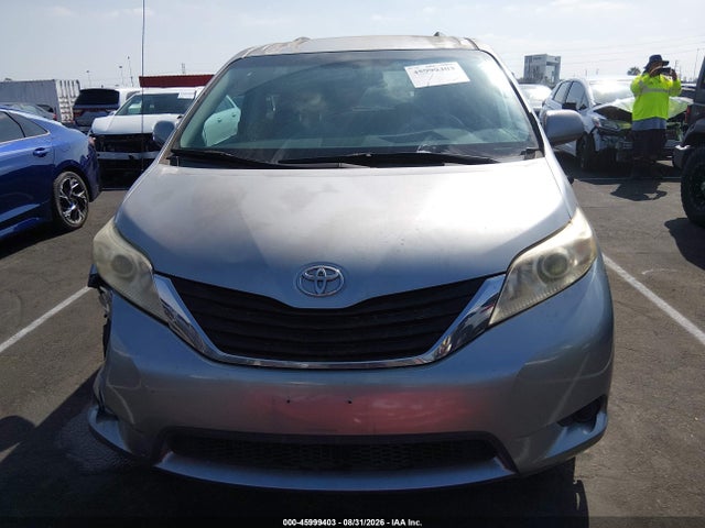 Aukcja sprzedaży 2011 Toyota Sienna Le V6, vin: 5TDKK3DC1BS132256, numer aukcji: 45999403