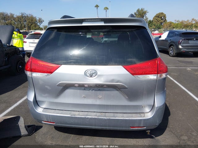 Aukcja sprzedaży 2011 Toyota Sienna Le V6, vin: 5TDKK3DC1BS132256, numer aukcji: 45999403