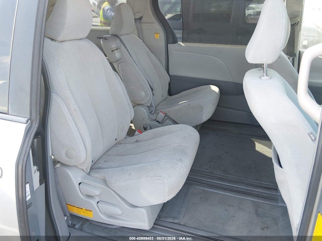 Aukcja sprzedaży 2011 Toyota Sienna Le V6, vin: 5TDKK3DC1BS132256, numer aukcji: 45999403