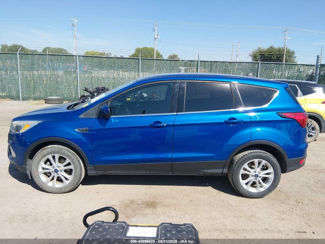 Ford ESCAPE SE 2019 1FMCU0GD0KUA05460 Image 14