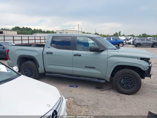 45999440 :رقم المزاد ، 5TFLA5DB6SX323773 vin ، 2025 Toyota Tundra Sr5 مزاد بيع