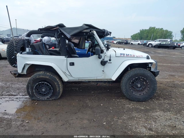 Auction sale of the 2017 Jeep Wrangler Sport 4x4, vin: 1C4AJWAG1HL726475, lot number: 45999536