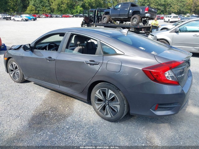45999538 :رقم المزاد ، JHMFC1F37JX022691 vin ، 2018 Honda Civic Ex-t مزاد بيع