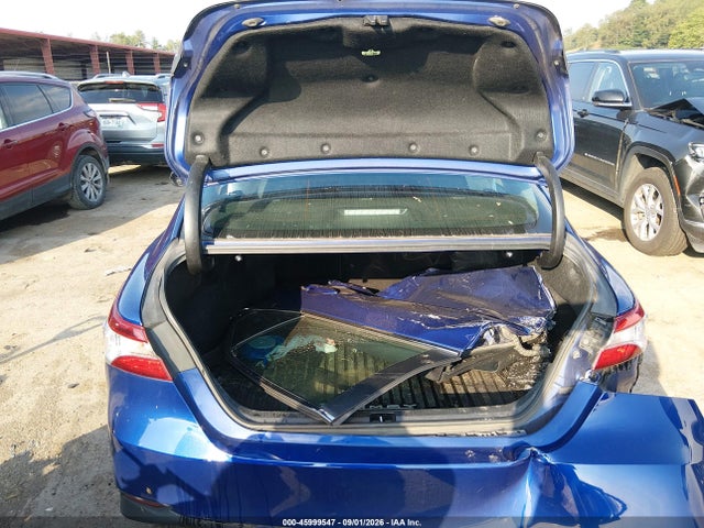 Продаж на аукціоні авто 2018 Toyota Camry Le, vin: 4T1B11HK9JU669584, номер лоту: 45999547